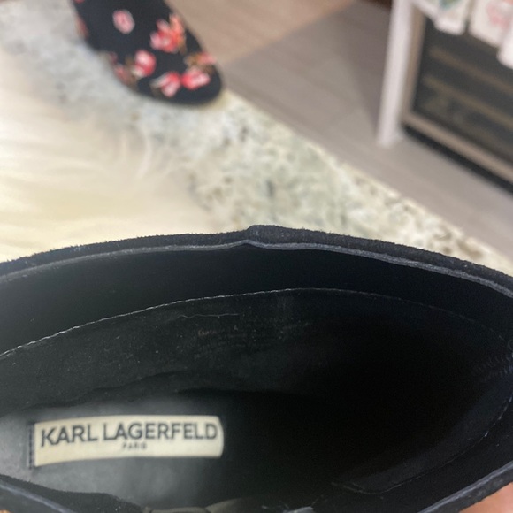 Karl Lagerfeld Paris, Black Suede Leather Short Boot Embroidered Flowers Sz: 8.5 - Picture 4 of 8